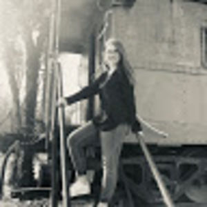 Meet your Posher, Lilly